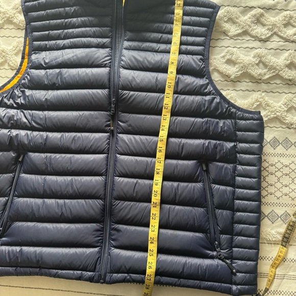 Solaris Men's Puffer Vest - Picture 4 of 8